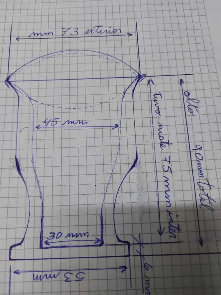 Croquis original del mate, dibujado a mano por el Colo